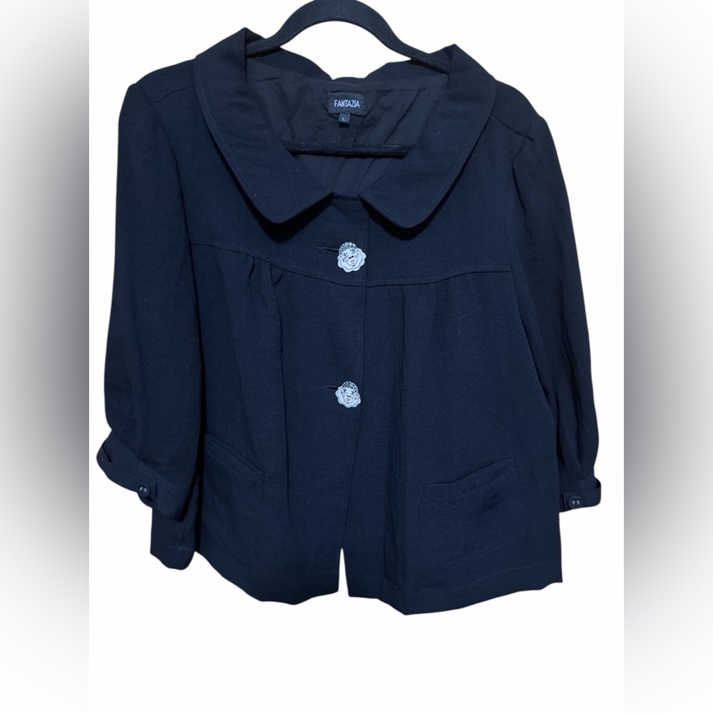 Fantazia Women's Large Cropped Black Pea Coat, Peter Pan Collar, Clown Buttons.